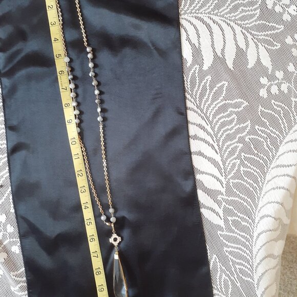 Large Pendent Drop Necklace - Picture 10 of 11